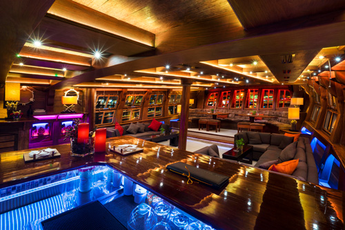 Inside Look of Singapore's Largest Super Yacht - Perfect for Romantic Dinners